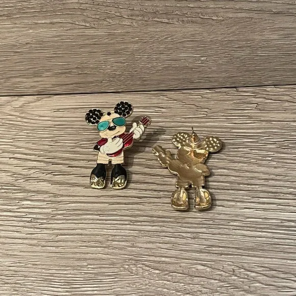 3/$35 Mickey Mouse - Mickey and Friends // Disneyland Disney World Earrings - Picture 3 of 5